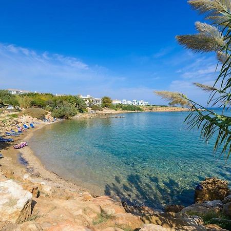 Villa Daryah Sirina Bay プロタラス エクステリア 写真